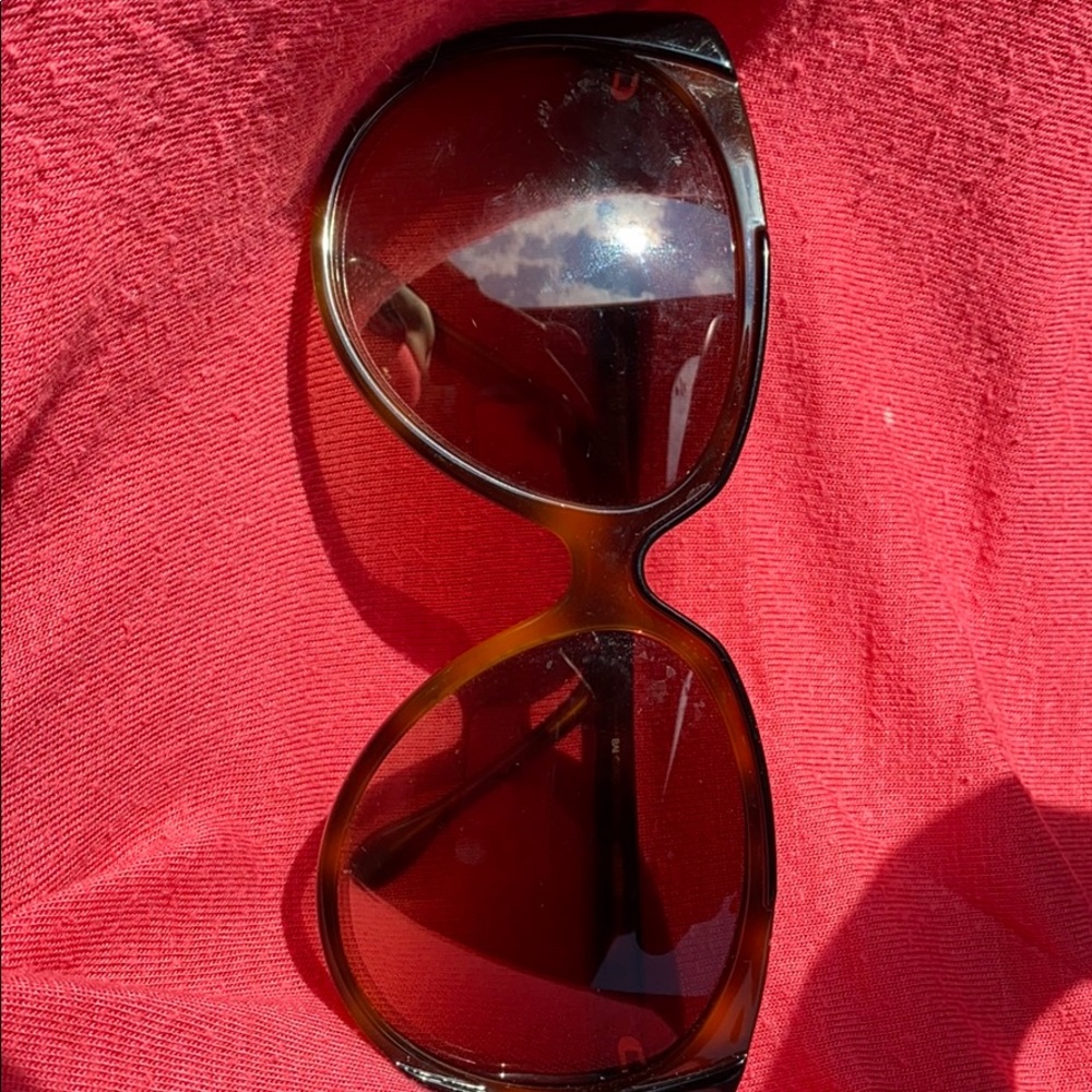 BALENCIAGA sunnies 😎
